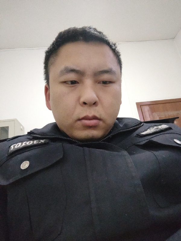 好纠结的第一张照片--遵义残疾人相亲网